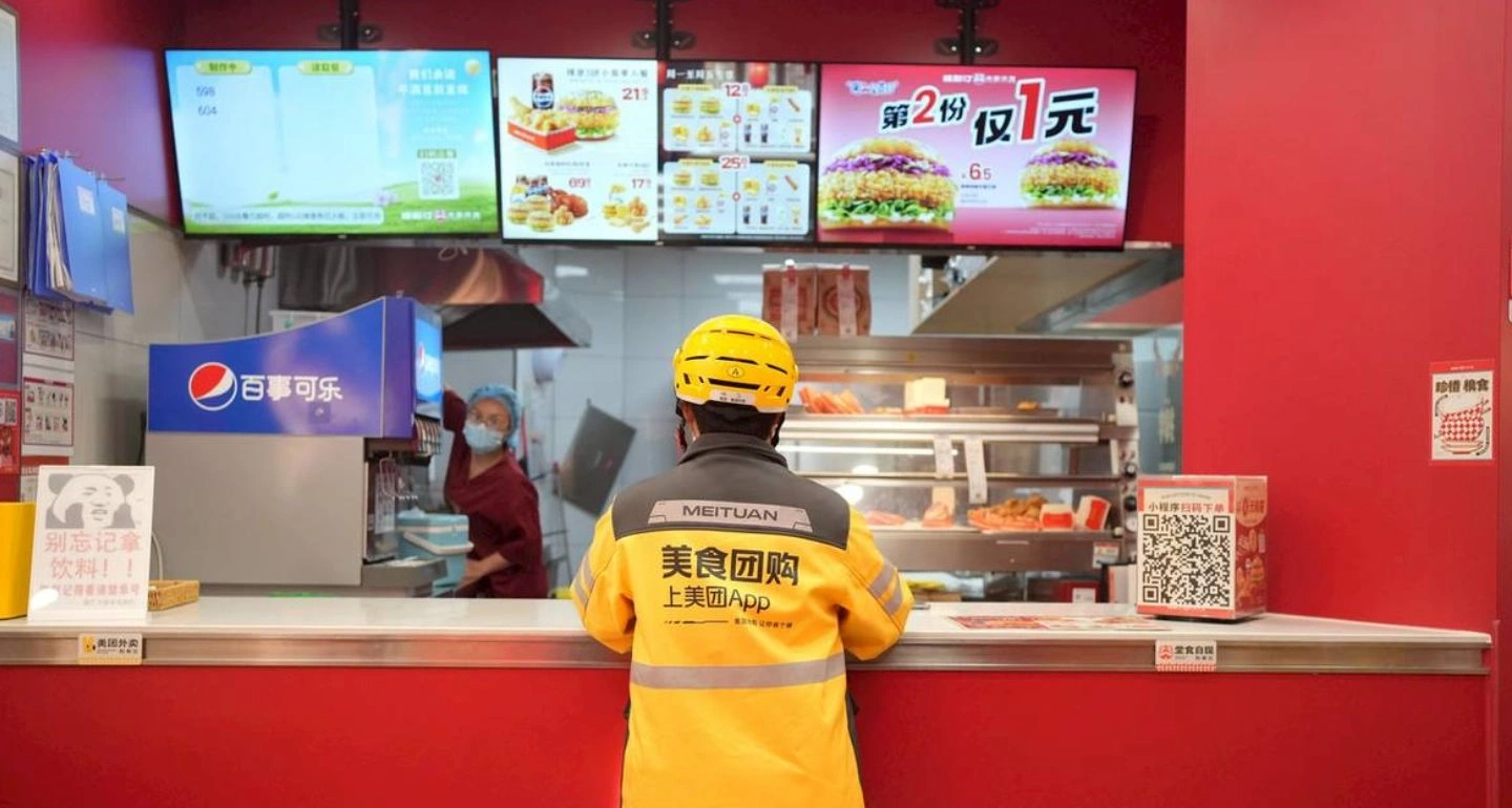 จีนเปิดสอบสวนการแข่งขันอุตสาหกรรมฟู้ดเดลิเวอรี จับตาสงครามราคาเงินอุดหนุนแพลตฟอร์ม