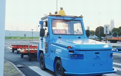 รถลากจูงไร้คนขับ ฝีมือจีน พลิกโฉมงานโลจิสติกส์ในสนามบิน